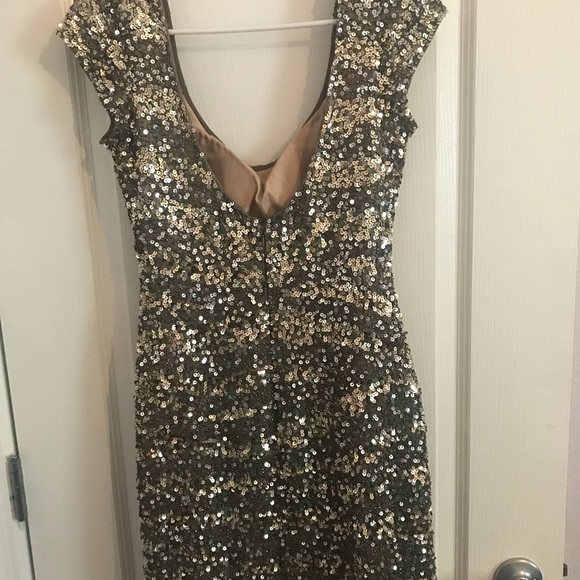 Scala Gold Sequined Party Dress - Women’s Size 6 - Picture 6 of 7